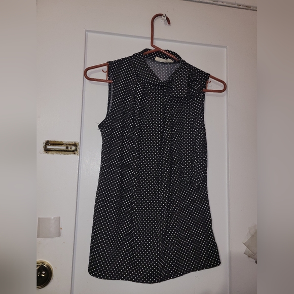 Tiffany & Grey Women Blouse, Sleeveless, Polka Dots, Size S - Picture 6 of 16